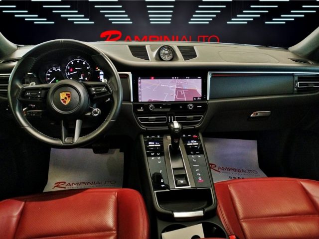 PORSCHE Macan usata 18
