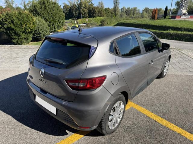 RENAULT Clio usata, con Autoradio