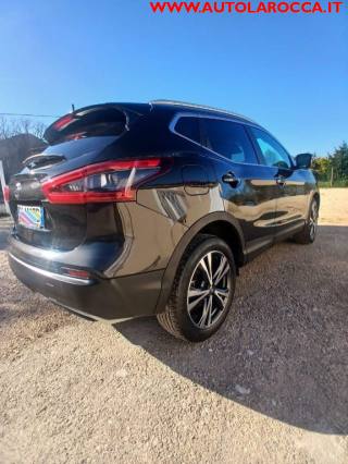 NISSAN Qashqai usata, con Fari LED