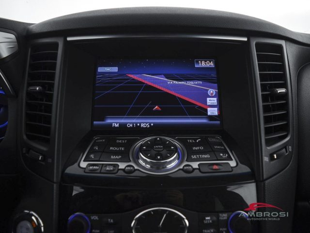 INFINITI QX70 usata 14