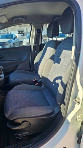 LANCIA Ypsilon usata 12