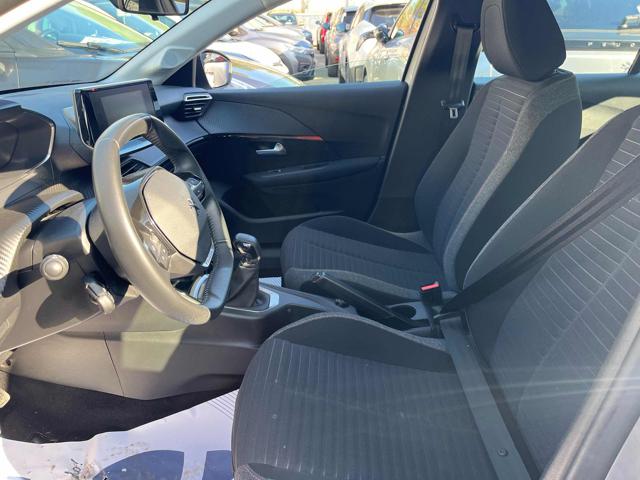 PEUGEOT 208 usata, con Autoradio