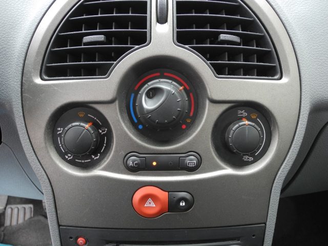 RENAULT Modus usata, con Isofix