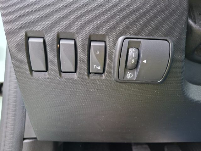 RENAULT Twingo usata 13