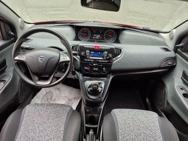 LANCIA Ypsilon usata, con USB