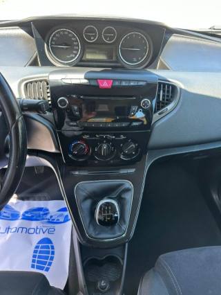 LANCIA Ypsilon usata, con Specchietti laterali elettrici