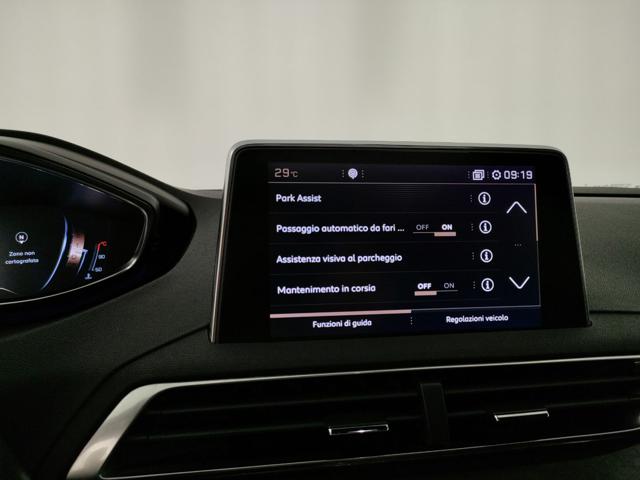 PEUGEOT 3008 usata, con Sedili riscaldati