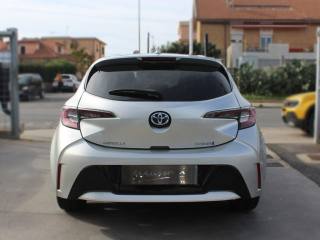 TOYOTA Corolla usata, con Autoradio