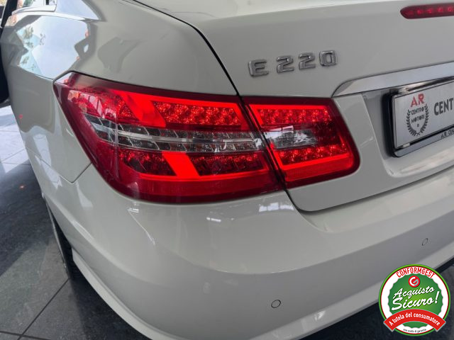 MERCEDES-BENZ E 220 usata, con USB