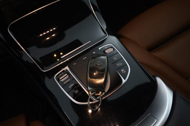 MERCEDES-BENZ GLC 300 usata 8