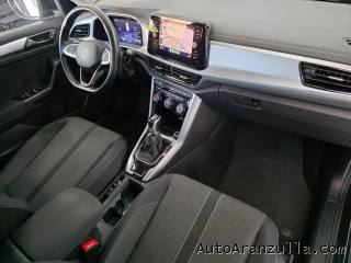VOLKSWAGEN T-Roc usata, con Controllo automatico clima