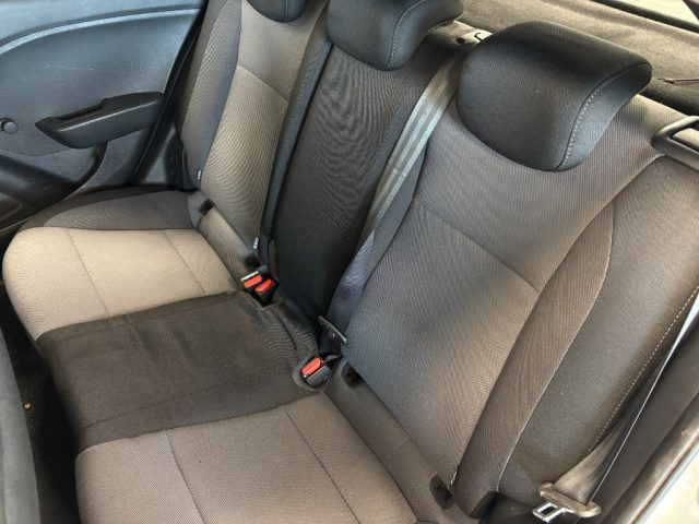 HYUNDAI i20 usata, con Touch screen