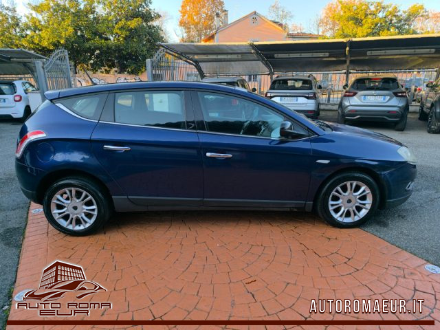 LANCIA Delta usata, con Autoradio