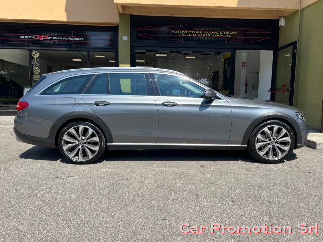 MERCEDES-BENZ E 220 usata, con Airbag