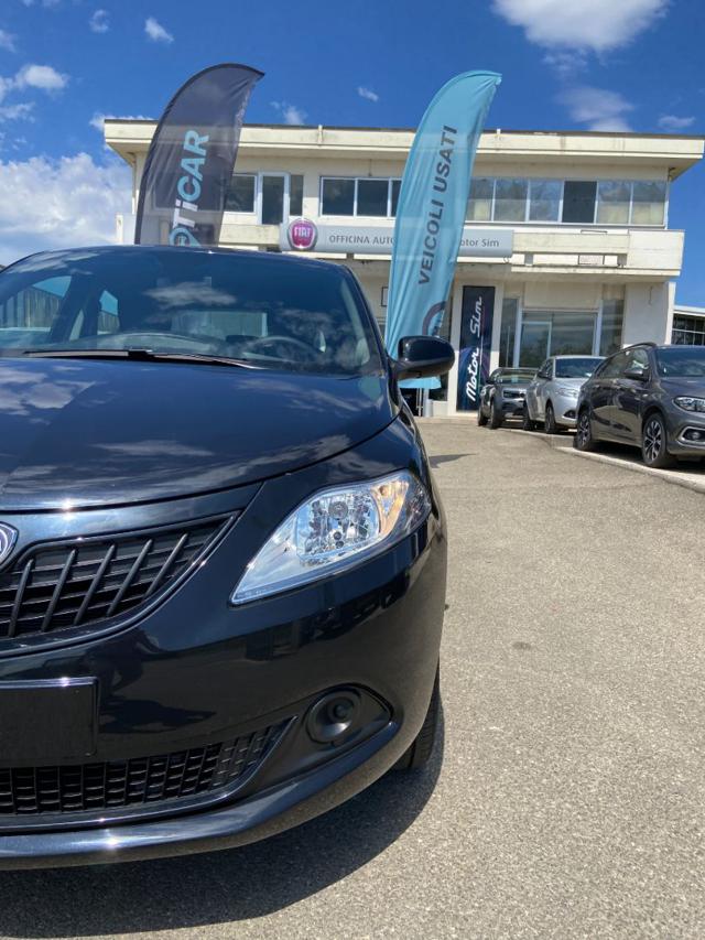 LANCIA Ypsilon usata, con Specchietti laterali elettrici