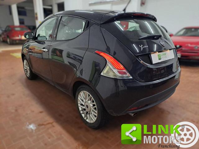 LANCIA Ypsilon usata, con Airbag testa