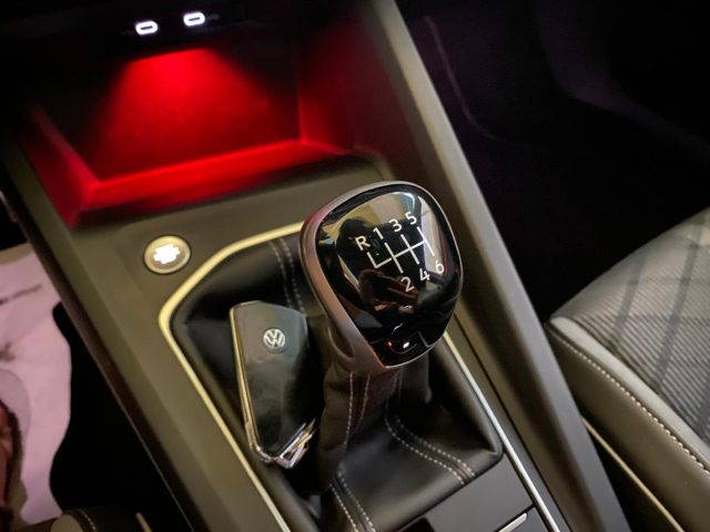 VOLKSWAGEN Golf usata, con Controllo trazione