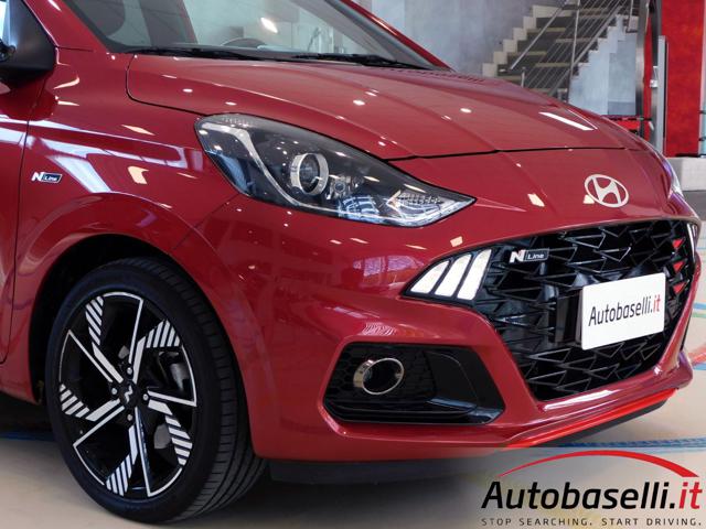 HYUNDAI i10 usata, con Specchietti laterali elettrici