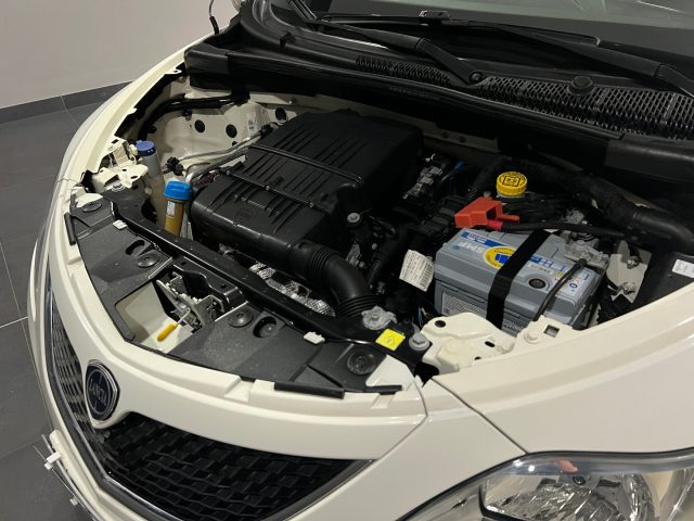 LANCIA Ypsilon usata, con Lettore CD
