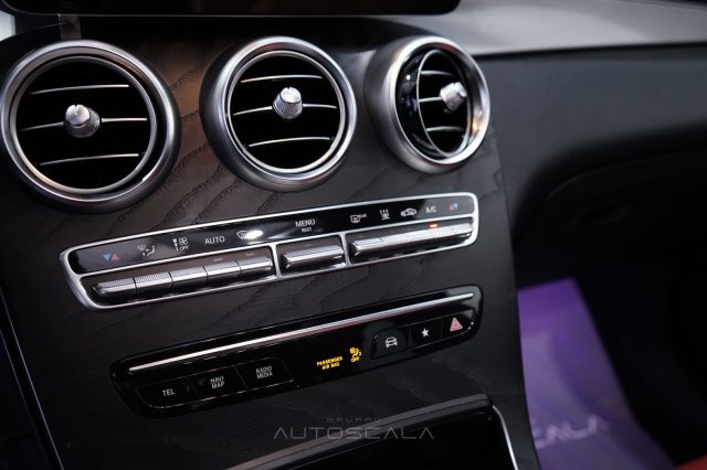 MERCEDES-BENZ GLC 300 usata, con Bracciolo