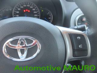TOYOTA Yaris usata, con Sedile posteriore sdoppiato