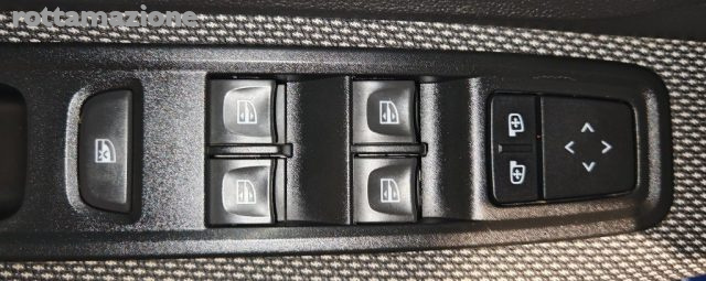 DACIA Sandero usata, con Servosterzo