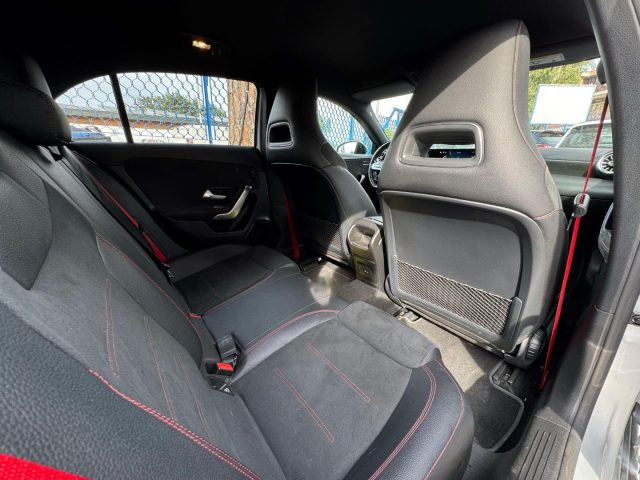 MERCEDES-BENZ A 35 AMG usata, con Park Distance Control