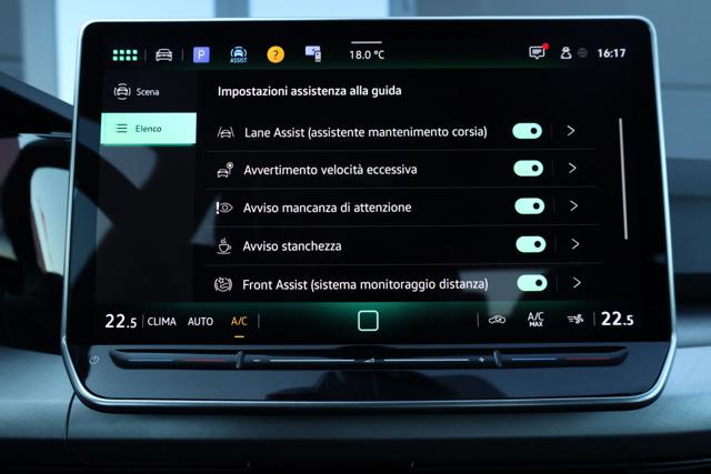 VOLKSWAGEN Golf usata, con Fari LED