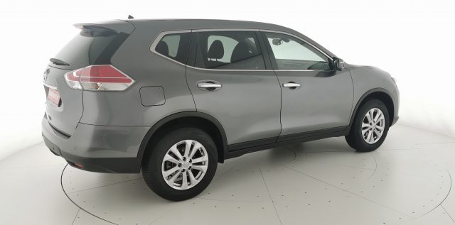 NISSAN X-Trail usata, con Luci diurne LED