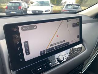 NISSAN Qashqai usata, con Fari LED
