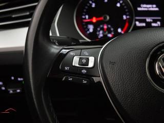 VOLKSWAGEN Passat Variant usata 25