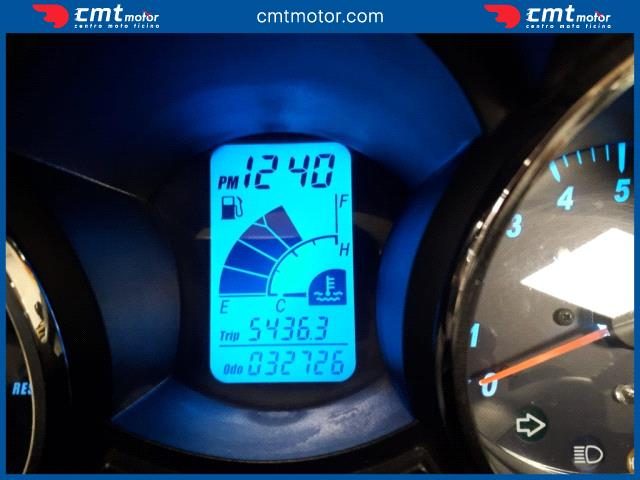 YAMAHA Majesty 400 usata 4