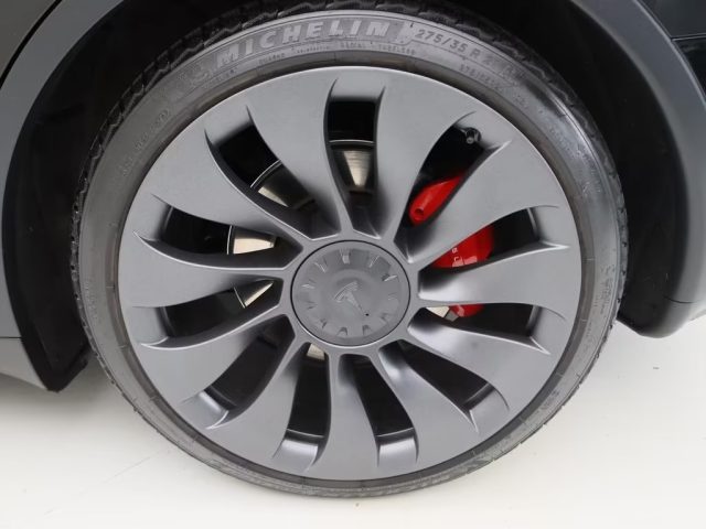 TESLA Model Y usata, con Controllo automatico clima