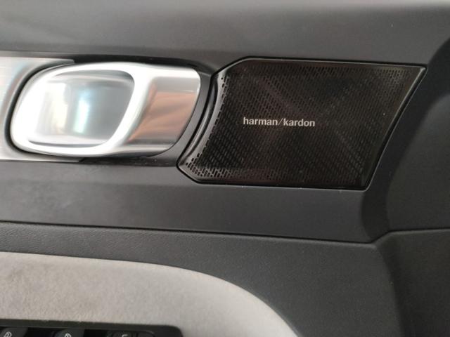 VOLVO XC40 usata, con Controllo automatico clima