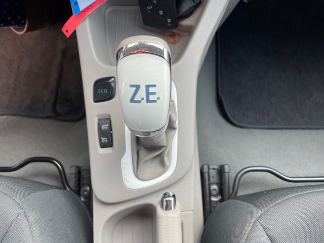 RENAULT ZOE usata, con Sistema di navigazione