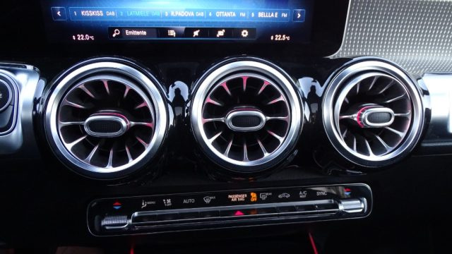MERCEDES-BENZ GLB 200 usata 127