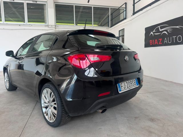 ALFA ROMEO Giulietta usata, con Airbag laterali