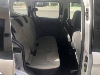 FORD Tourneo Courier usata, con Chiusura centralizzata