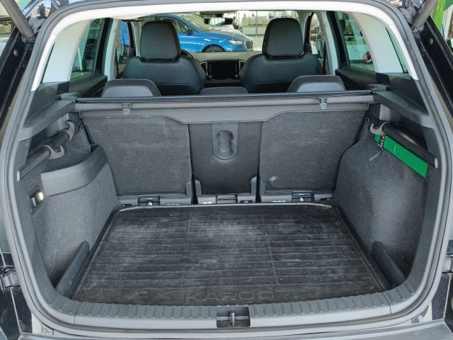 SKODA Karoq usata, con Fendinebbia