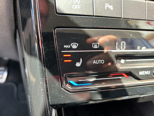 VOLKSWAGEN T-Cross usata, con Park Distance Control