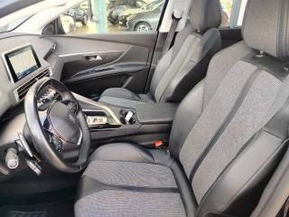 PEUGEOT 5008 usata, con Sistema di navigazione