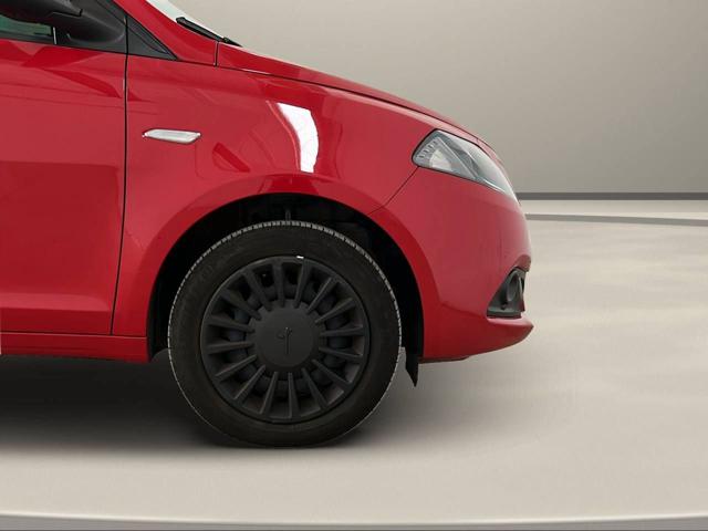LANCIA Ypsilon usata, con Pneumatici estivi