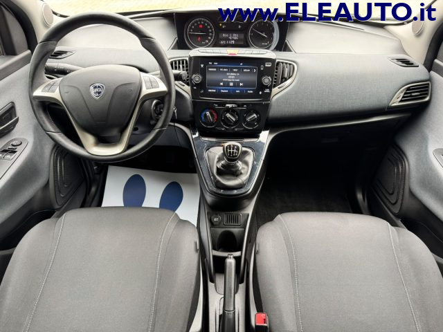 LANCIA Ypsilon usata, con ESP