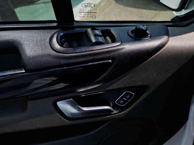 FORD Transit Custom usata, con Fendinebbia