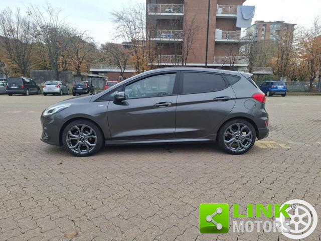 FORD Fiesta usata, con Autoradio