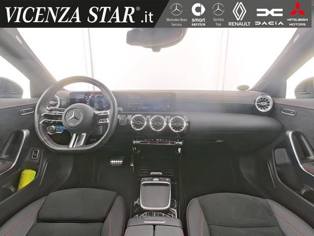 MERCEDES-BENZ CLA 200 usata, con Chiusura centralizzata