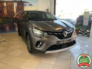 RENAULT Captur usata, con Fari LED