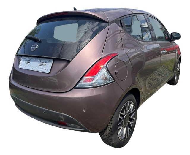 LANCIA Ypsilon usata, con Airbag