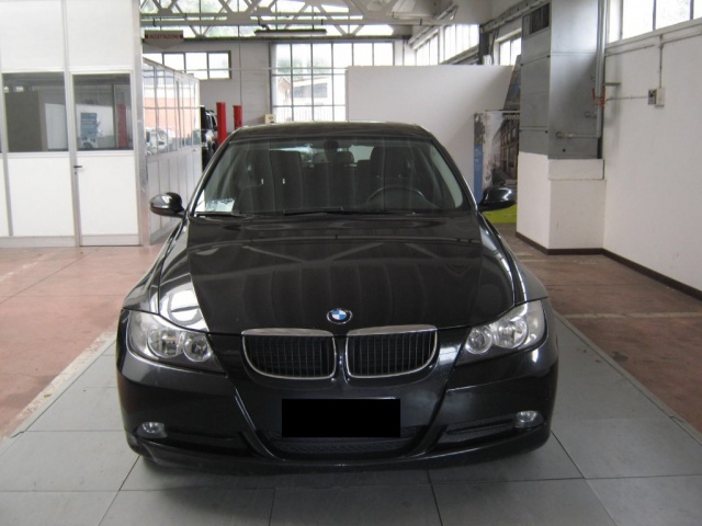 BMW 320 usata, con Airbag