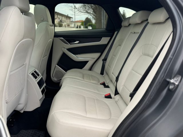 JAGUAR F-Pace usata, con Volante in pelle